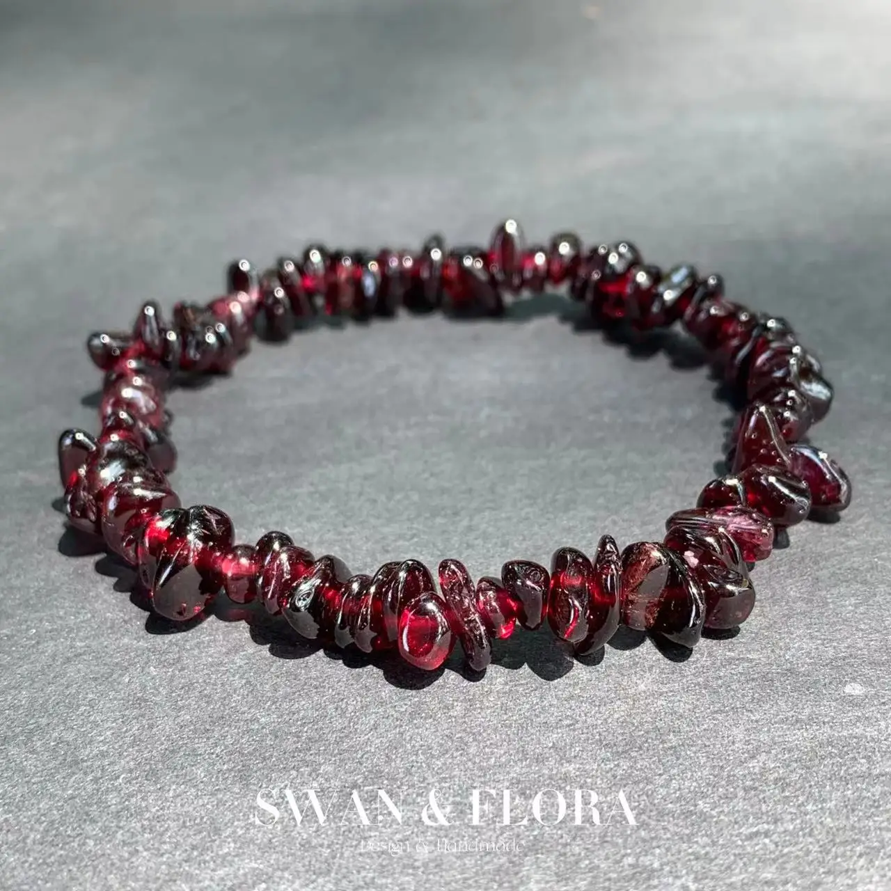 سوار العقيق الطبيعي للمرأة كري - مراجعة Gemstone Bracelet Healing وسعره